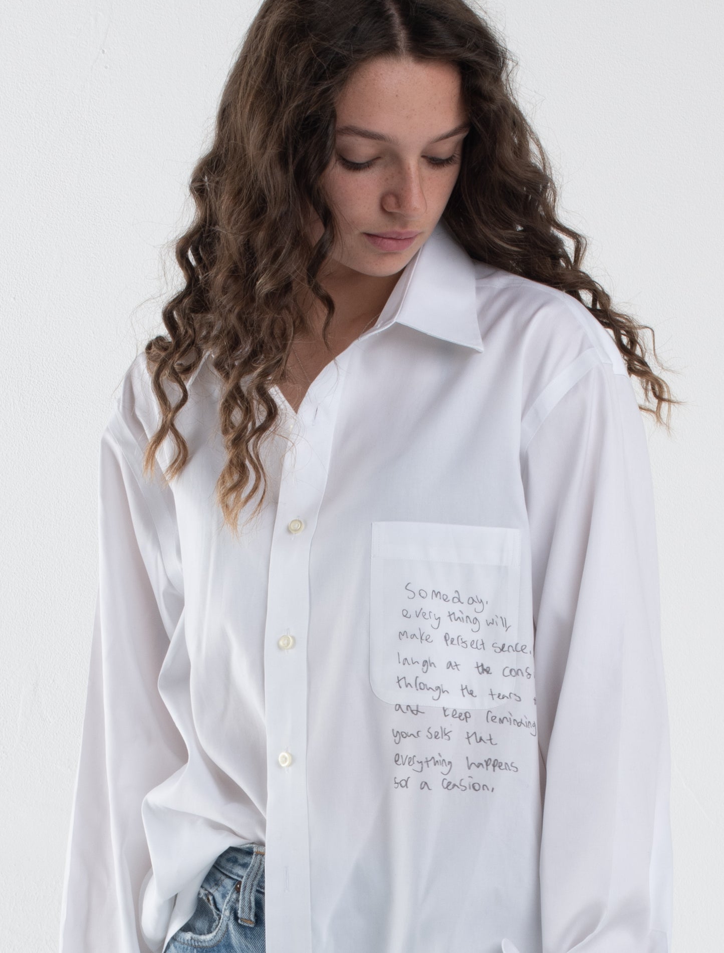 SCRIPT unisex white graphic shirt