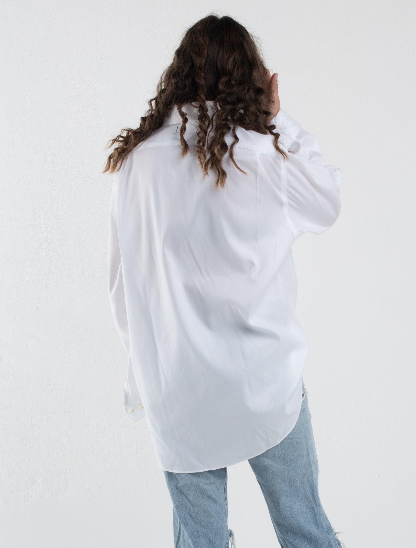 SCRIPT unisex white graphic shirt